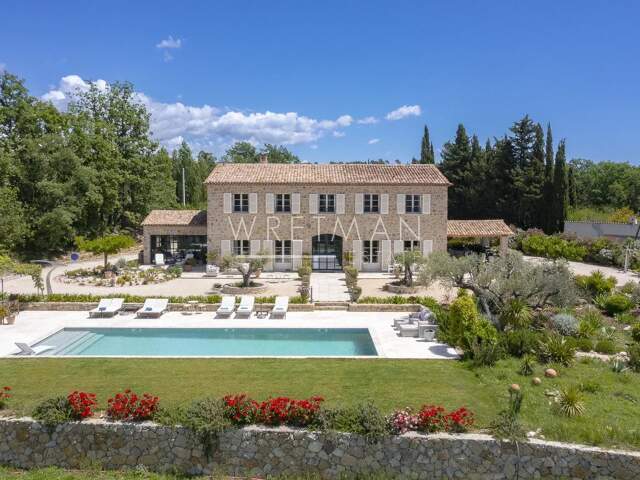 Magnifique bastide en pierre avec vue dans un quartier prisé - T — photo du bien