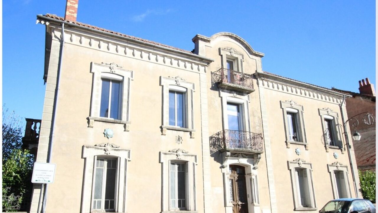 maison 12 pièces 480 m2 à vendre à Vic-en-Bigorre (65500)