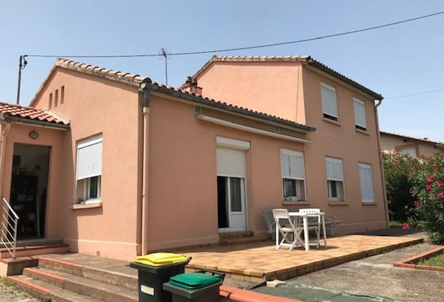 T5 - 144m ² — photo 1