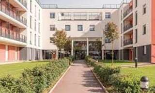 Appartement 1 Pièce 20 m² à vendre à Saint-Cyr-l'École (78210)