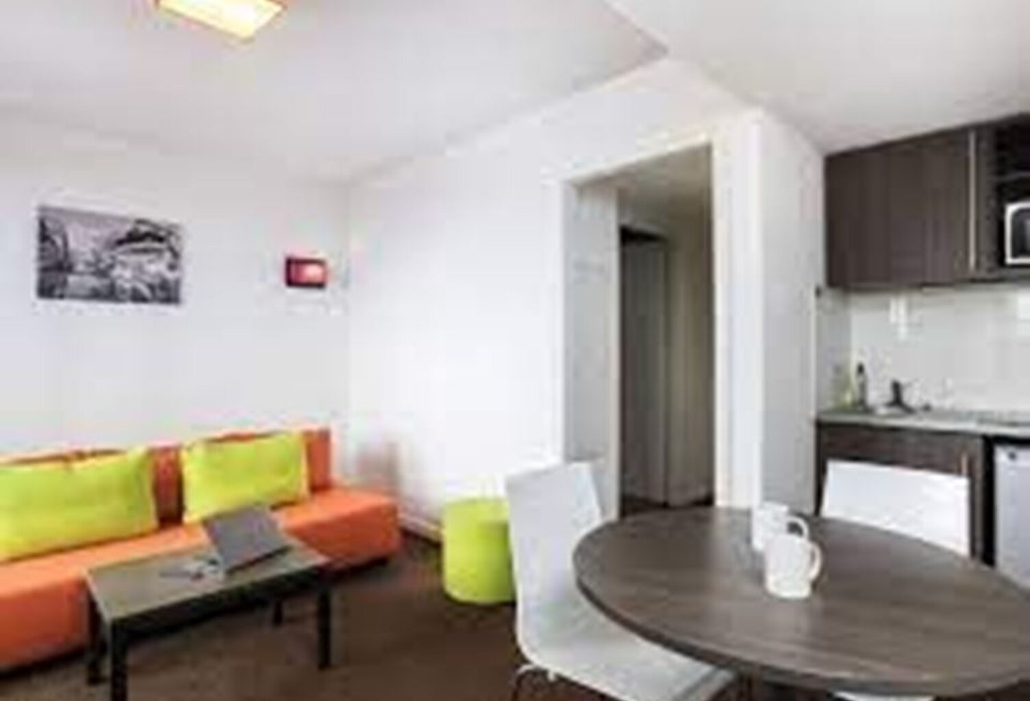 Studio - 24m ² — photo 1