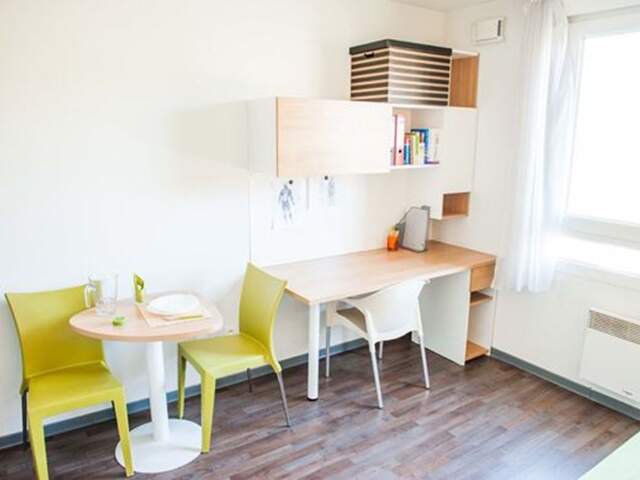 Studio - 20m ² — photo du bien