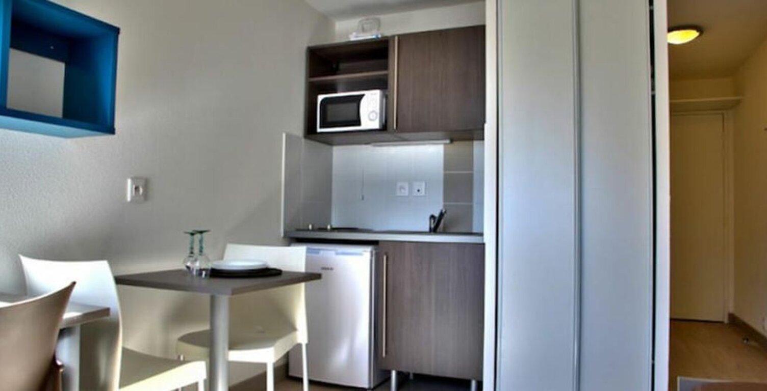 Studio - 18.7m ² — photo 1