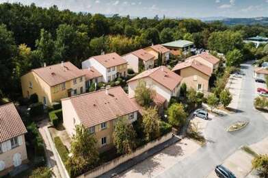 Appartement 3 pièces 92300 €