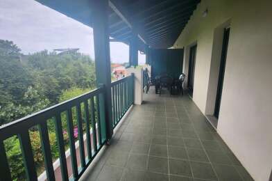 Appartement 3 pièces 233000 €