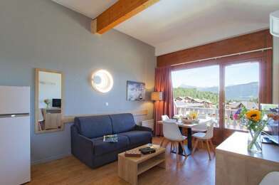 Appartement 3 pièces 62400 €