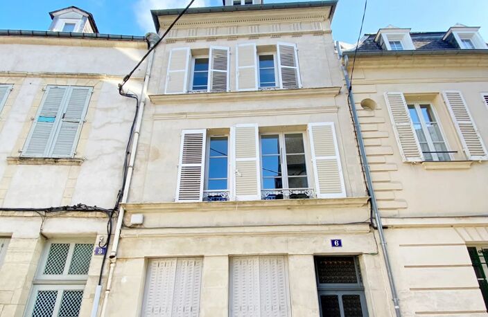 Immeuble au cœur de la cité médiévale — photo 2