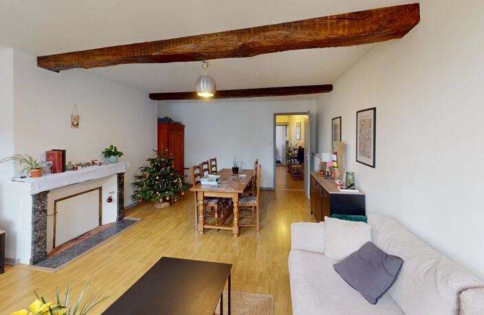 Immeuble au cœur de la cité médiévale — photo 3