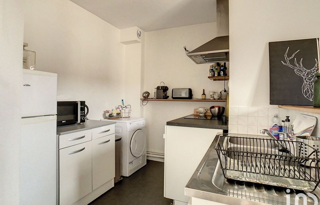 appartement 2 pièces 34 m2 à vendre à Saint-Germain-de-la-Grange (78640)