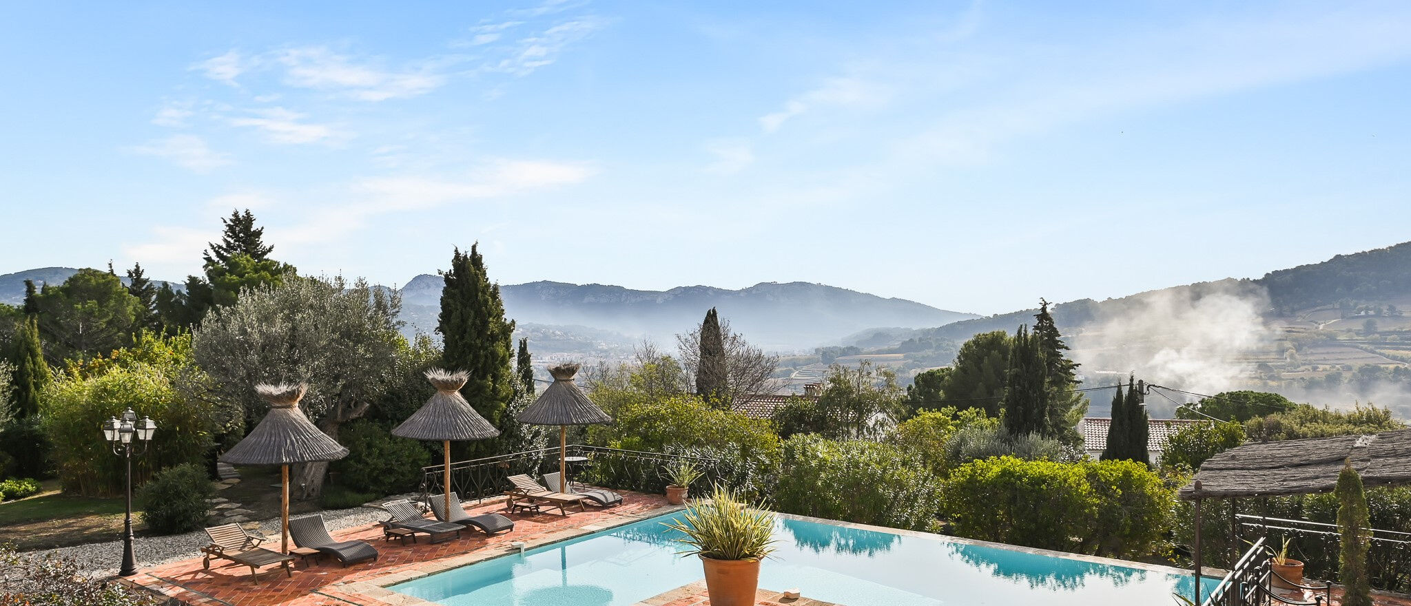 Villa / Maison  T11 à vendre Cadière-d'Azur (La) 83740