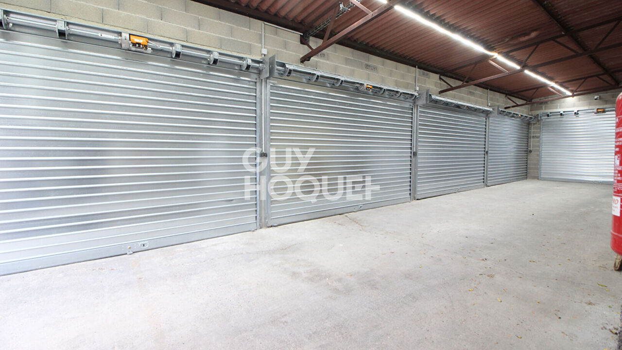 garage  pièces 236 m2 à vendre à Beaucaire (30300)