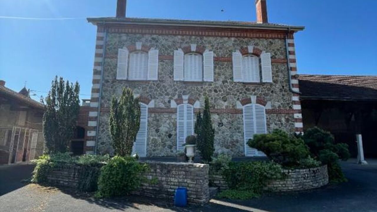 maison 6 pièces 219 m2 à vendre à Époye (51490)