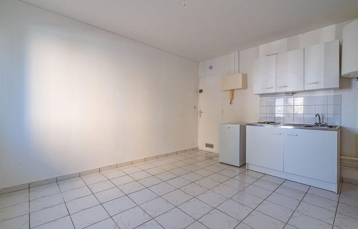 appartement 2 pièces 24 m2 à vendre à Reims (51100)