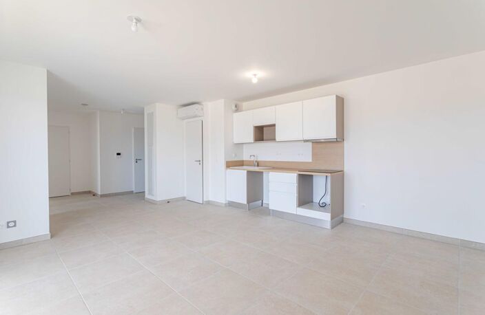 Appartement neuf au 1er étage avec parking — photo 4