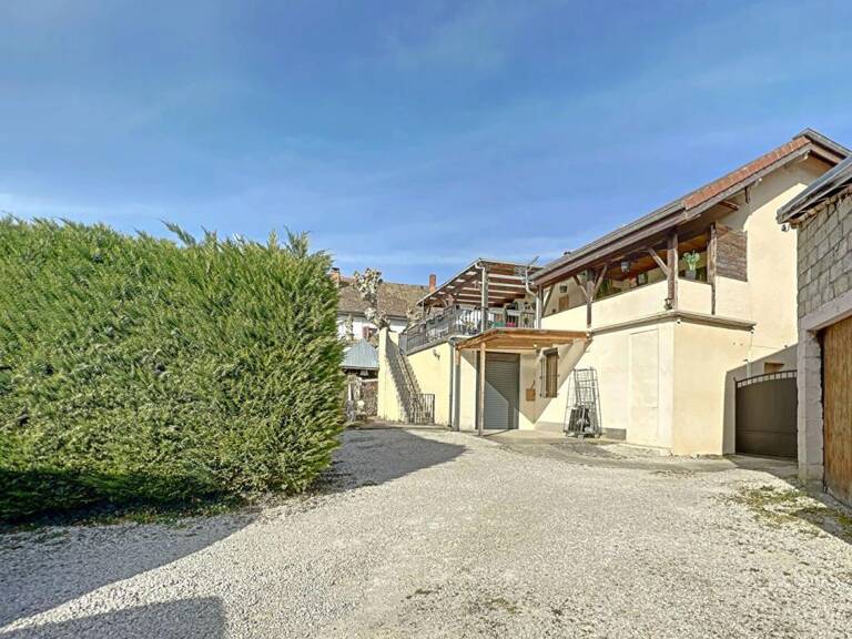 Maison  4 pièce(s) 102.46 m2 + local commercial — photo 1
