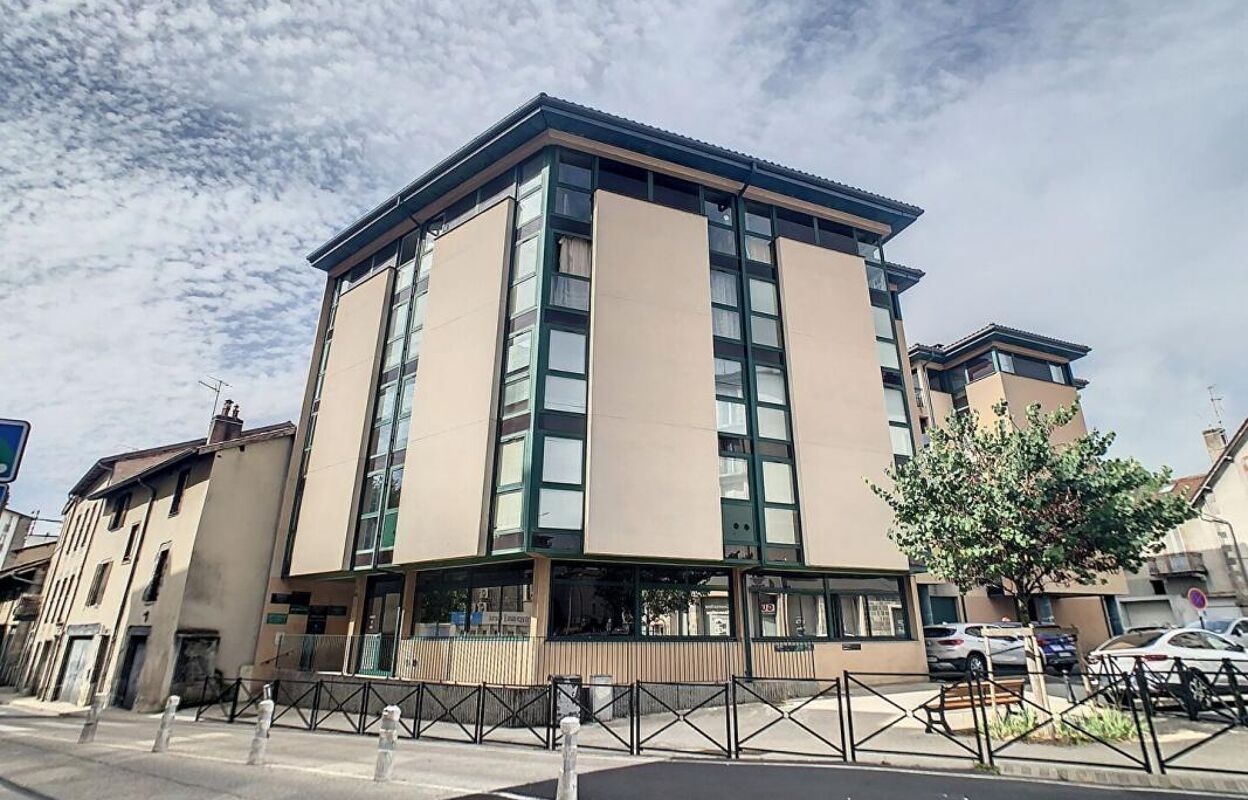 commerce  pièces  m2 à vendre à Aurillac (15000)