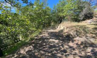 Terrain  1820 m² à vendre à Pierrevert (04860)