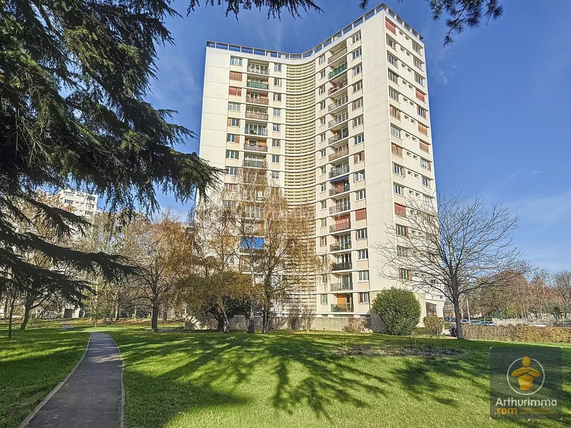 Vente Appartement 56m² 3 Pièces à Eaubonne (95600) - Arthurimmo