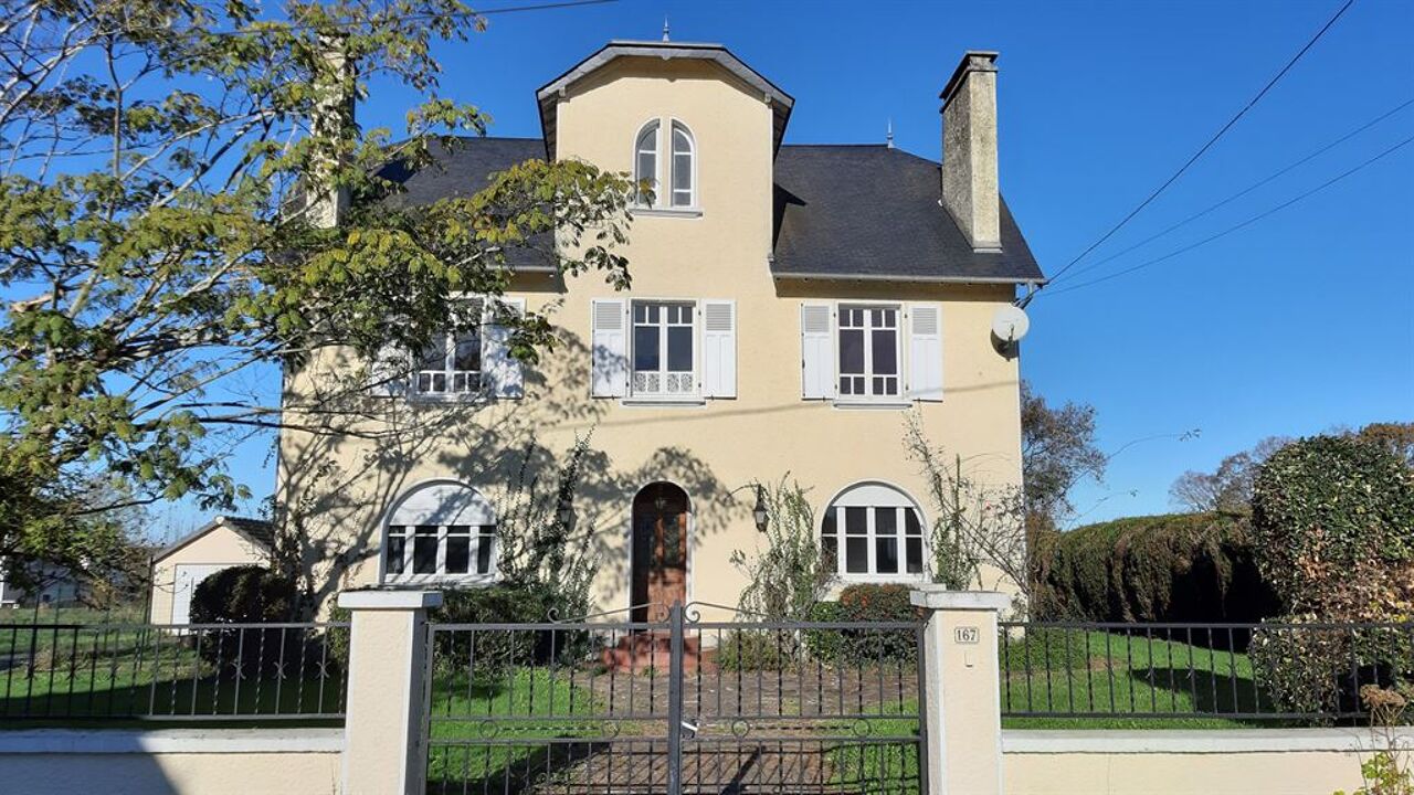 maison 7 pièces 188 m2 à vendre à Buros (64160)