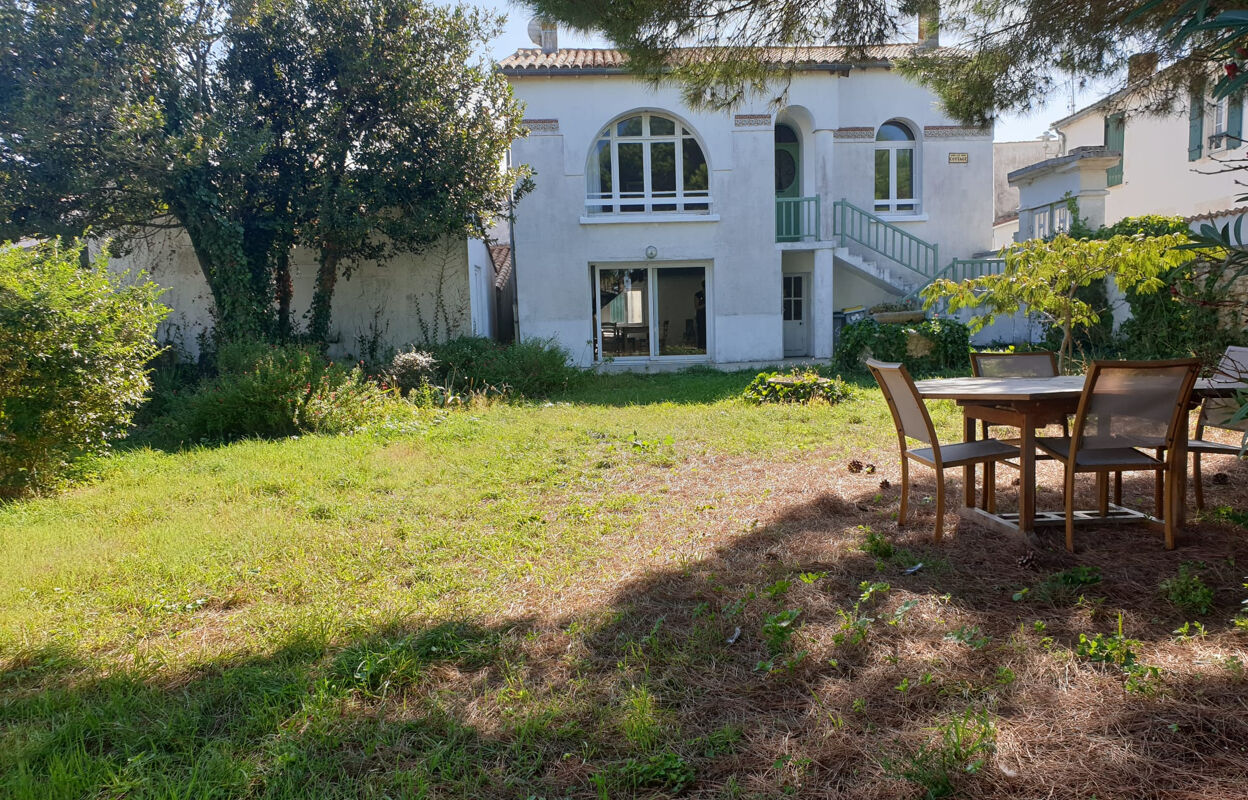 maison 6 pièces 150 m2 à vendre à Loix (17111)