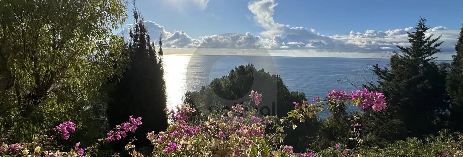 Maison 5 Pièces 159 m² à vendre à Roquebrune-Cap-Martin (06190)