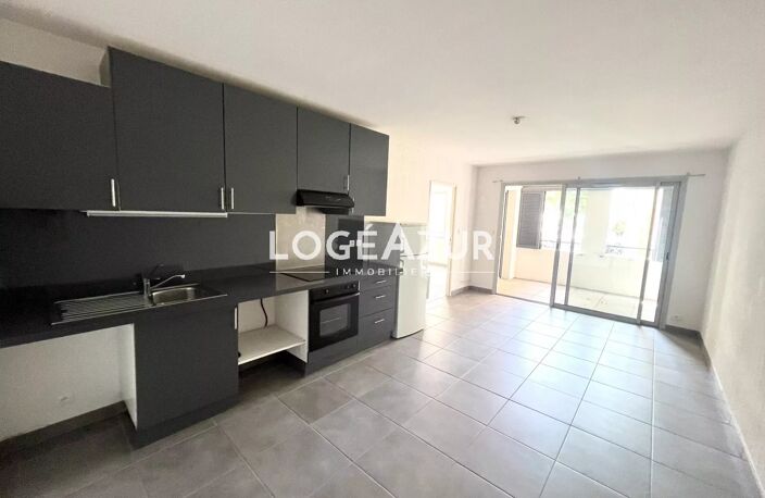 GOLFE JUAN - APPARTEMENT 1 CHAMBRE — photo 3