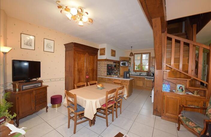 Vente maison 5 pièces 125 m² Villedômer (37110) — photo 2