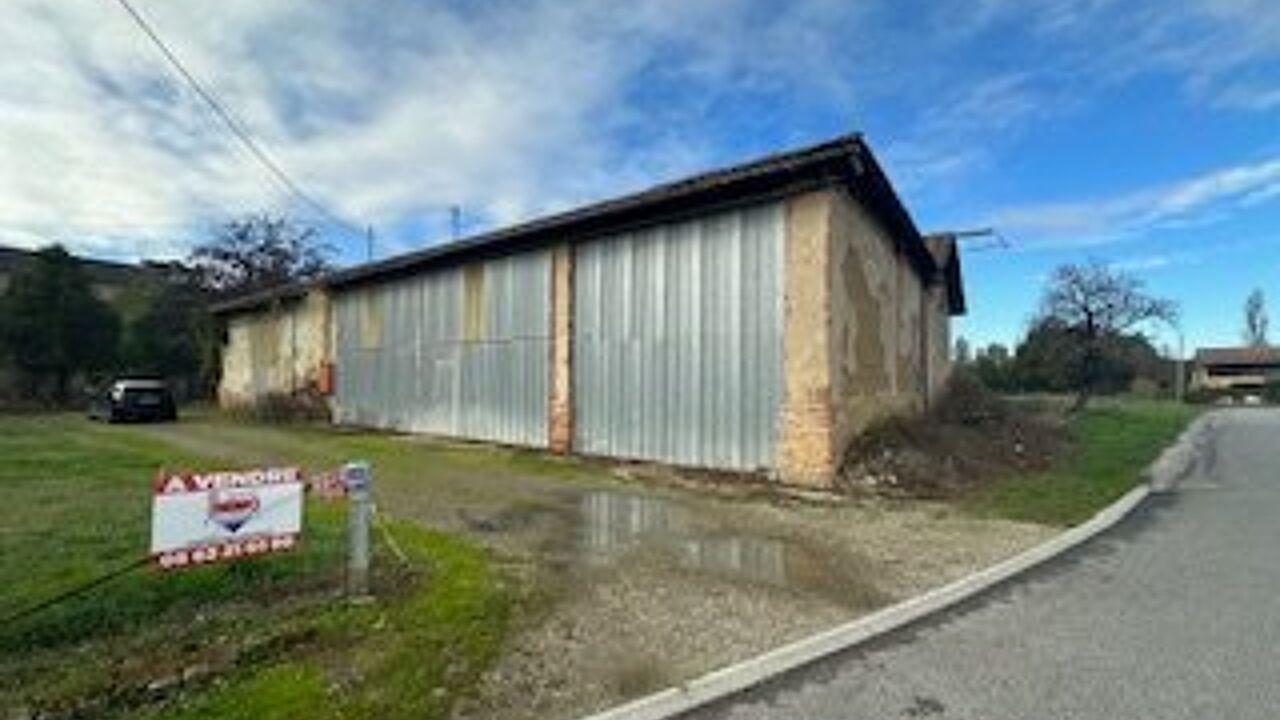 garage  pièces 713 m2 à vendre à Castelsarrasin (82100)