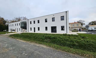 Commerce  120 m² à louer à Saint-Sulpice-de-Royan (17200)