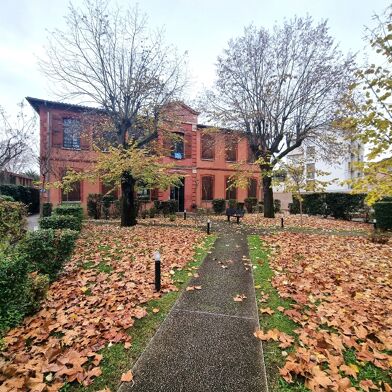 Bureau 4 pièces 1100 €