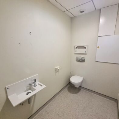 Bureau 4 pièces 1100 €