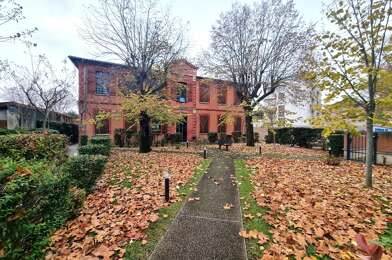 Bureau 4 pièces 1100 €