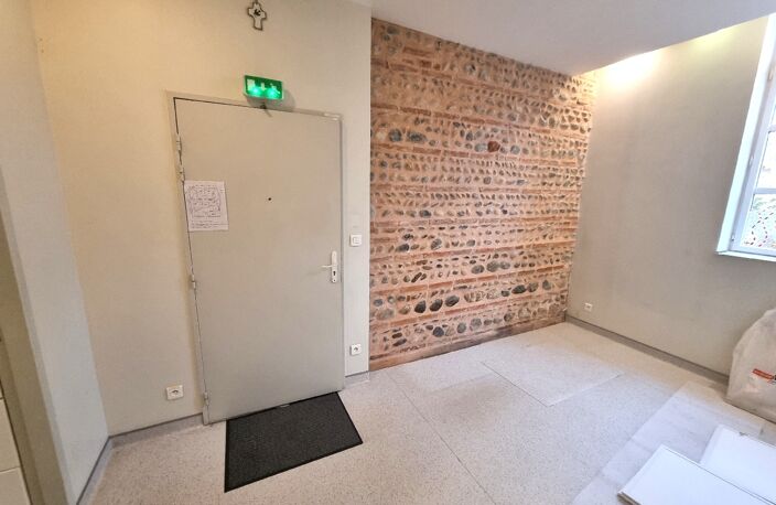 Location bureau 4 pièces 56 m² à Toulouse (31200) — photo 3