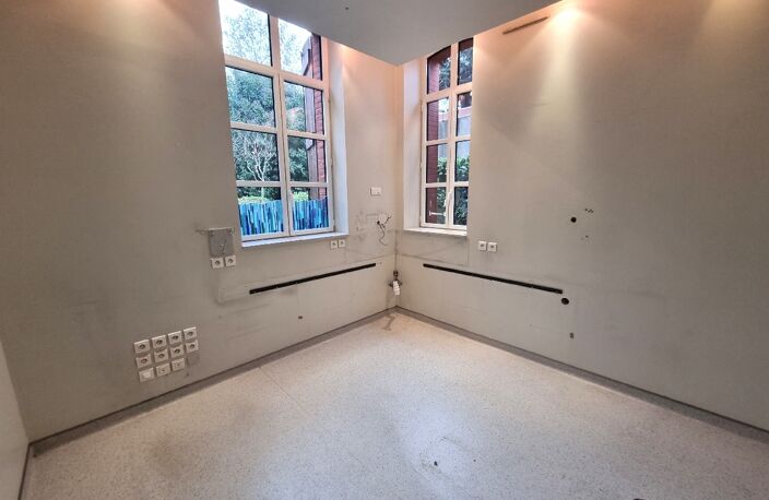 Location bureau 4 pièces 56 m² à Toulouse (31200) — photo 4