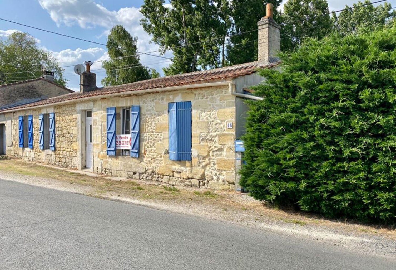 Maison Jau Dignac Et Loirac 3 pièce(s) 130 m2 — photo 1
