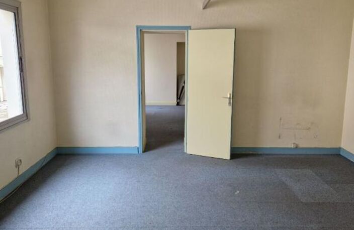 À vendre  de 340 m² à Lesparre-Médoc — photo 4