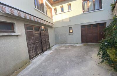 vente maison 215 000 € à proximité de Sermiers (51500)