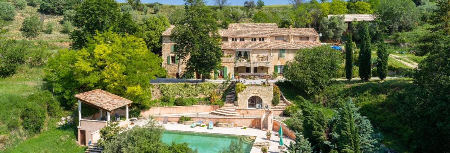 Maison 13 Pièces 691 m² à vendre à Riez (04500)