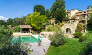 Maison 13 Pièces 691 m² à vendre à Riez (04500)