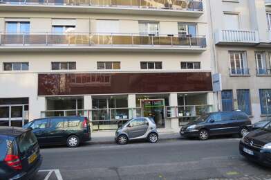 Bureau 4 pièces 1800 €