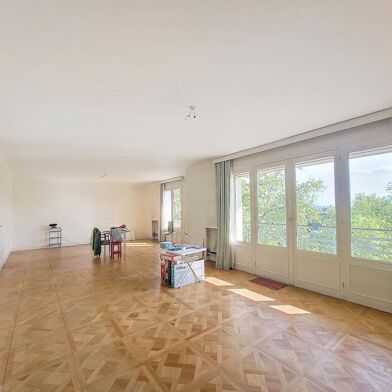 Appartement 5 pièces 143 m²