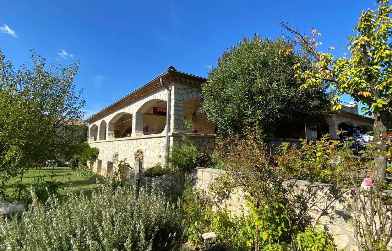 maison 10 pièces 346 m2 à vendre à Ruoms (07120)