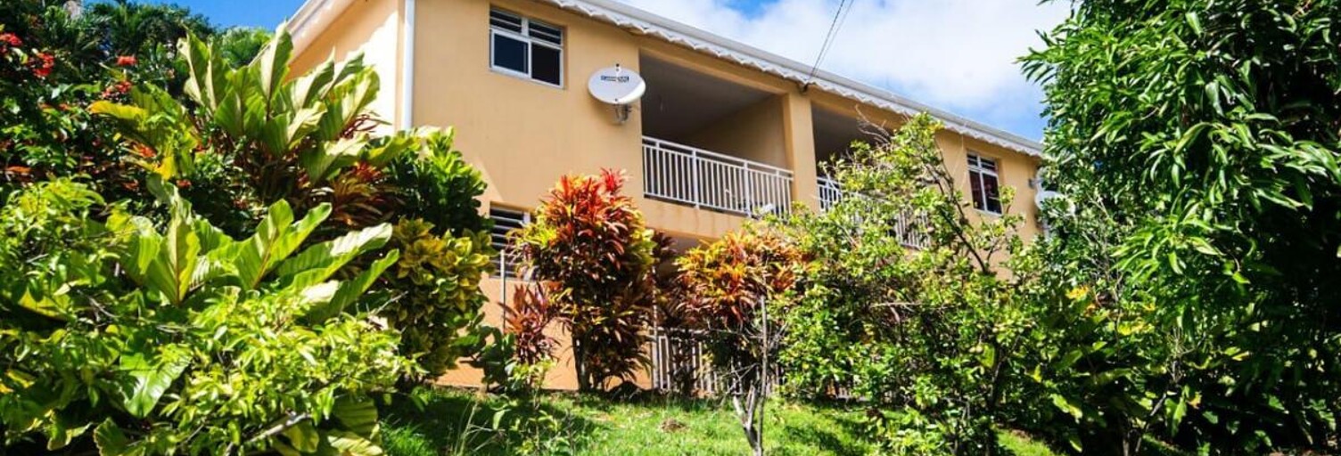 Immeuble  240 m² à vendre à Le Marigot (97225)