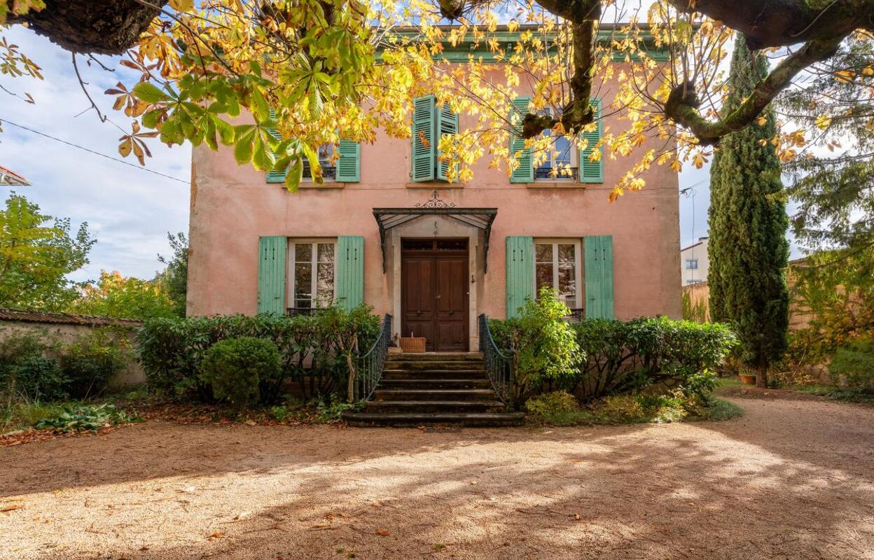 maison 8 pièces 225 m2 à vendre à Villefranche-sur-Saône (69400)