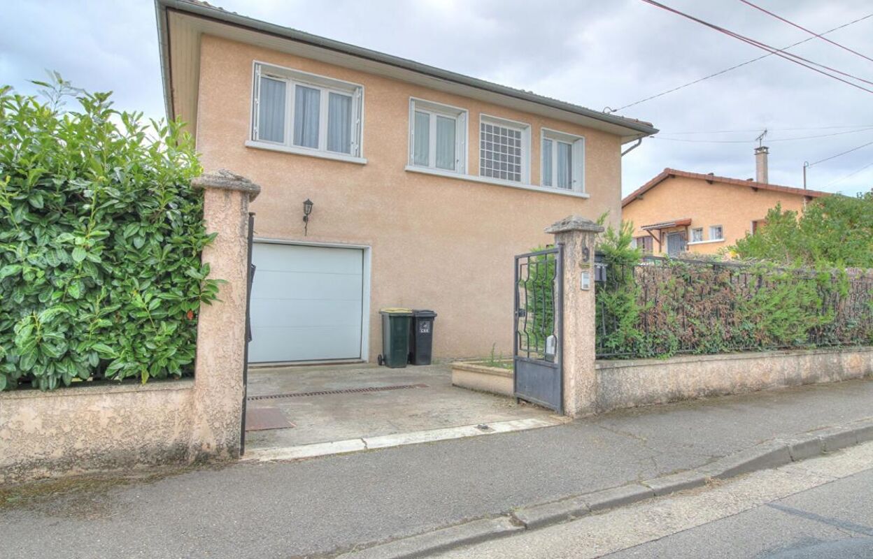 maison 4 pièces 94 m2 à vendre à Meyzieu (69330)