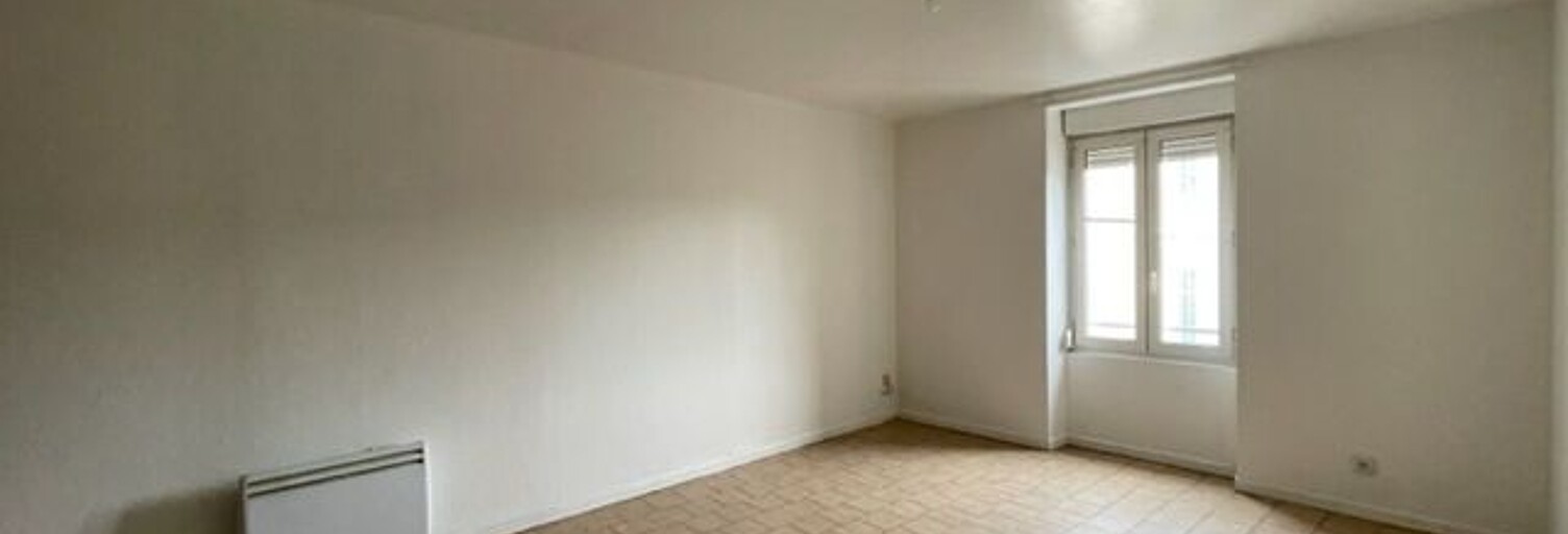 Appartement 1 Pièce 47 m² à louer à Vallon-Pont-d'Arc (07150)