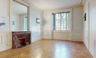 Bureau  197 m² à louer à Lyon 3 (69003)