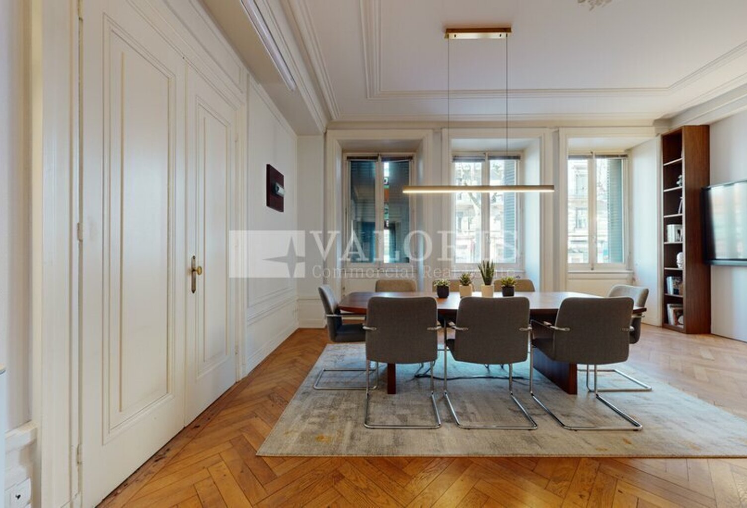 BUREAUX à LOUER — photo 1