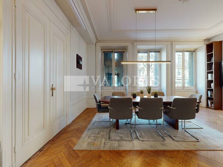 BUREAUX à LOUER — photo 1