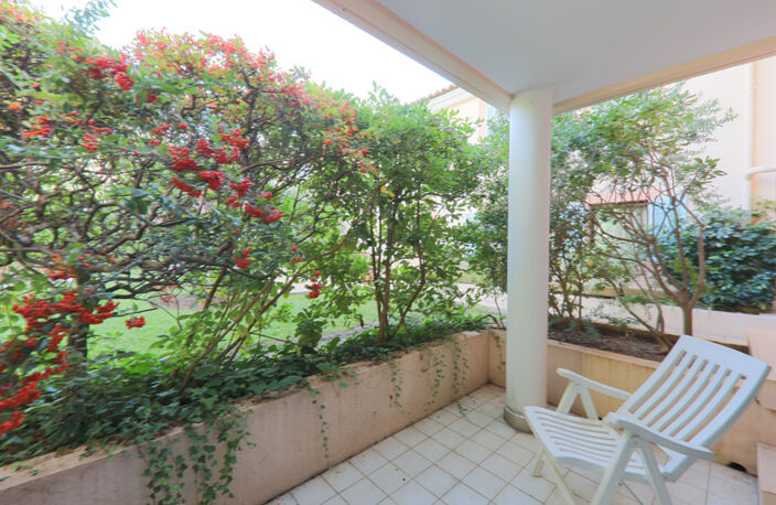 Appartement Mandelieu-la-napoule studio alcôve — photo 4